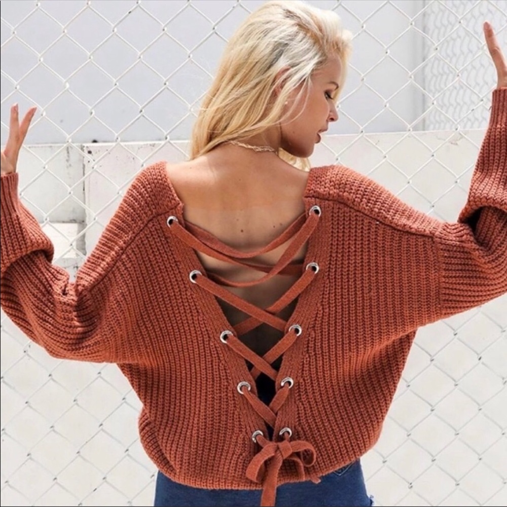 This listing is for a rust colored chunky sweater.